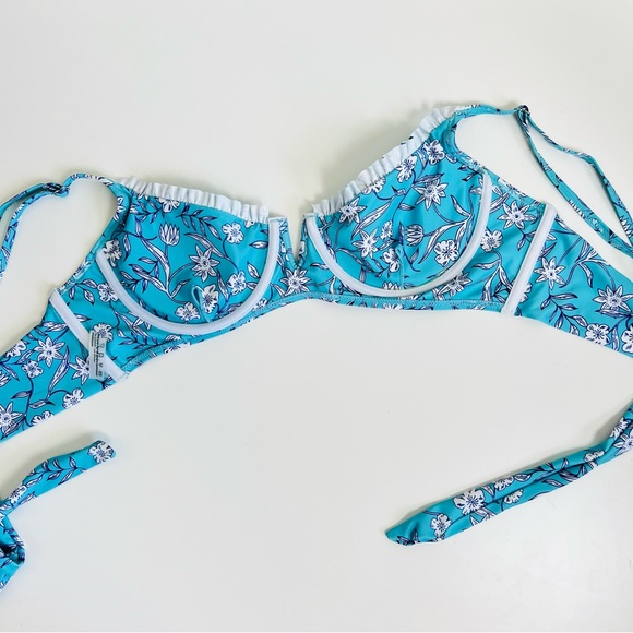 NWT Zaful Floral Blue Floral Ditsy Ruffle Wired Tie Top & High Leg Bikini Set - Picture 5 of 8